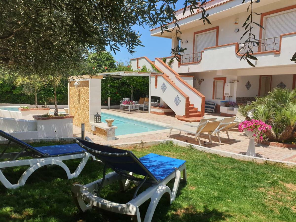 Anastasia Villas-B&B Lido Signorino エクステリア 写真